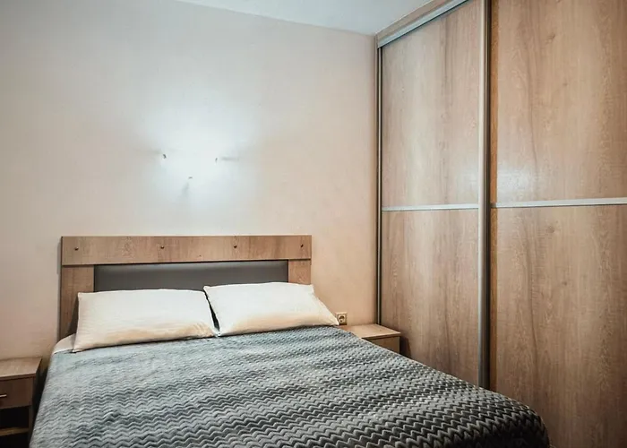 Daire Blue Domes Escape - Stylish Santorini