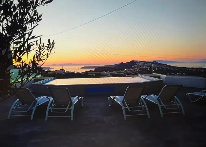 Blue Domes Escape - Stylish Santorini Мессария